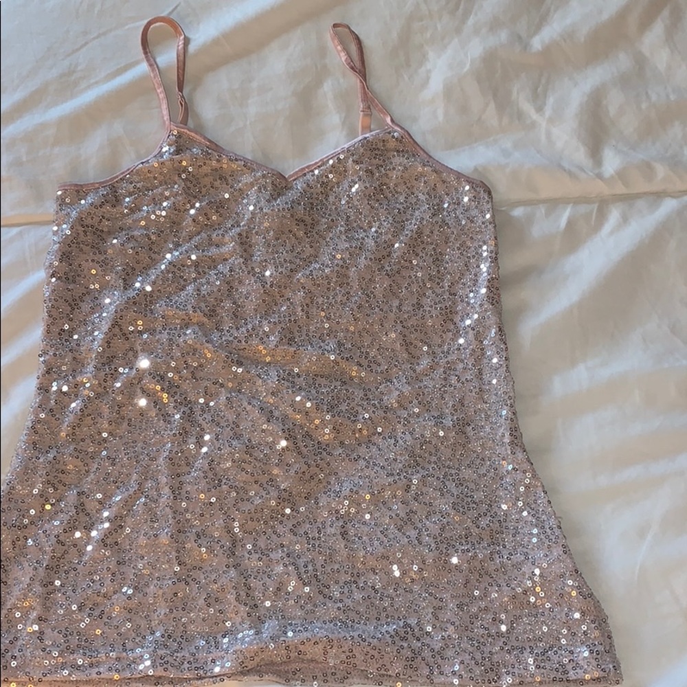 Express sequence lightweight tank top